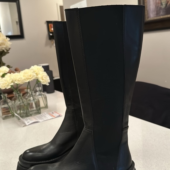 Zara Tall Boots - Picture 4 of 9